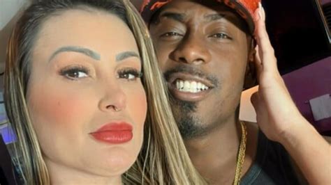 Andressa Urach dá detalhes de ensaio nu após 10 anos: Mix de。